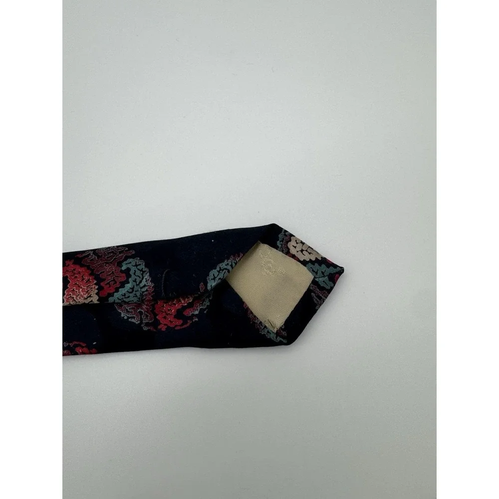 Gianni Versace Silk‎ Tie Neiman Marcus Navy Abstract Paisley Medallion Italy